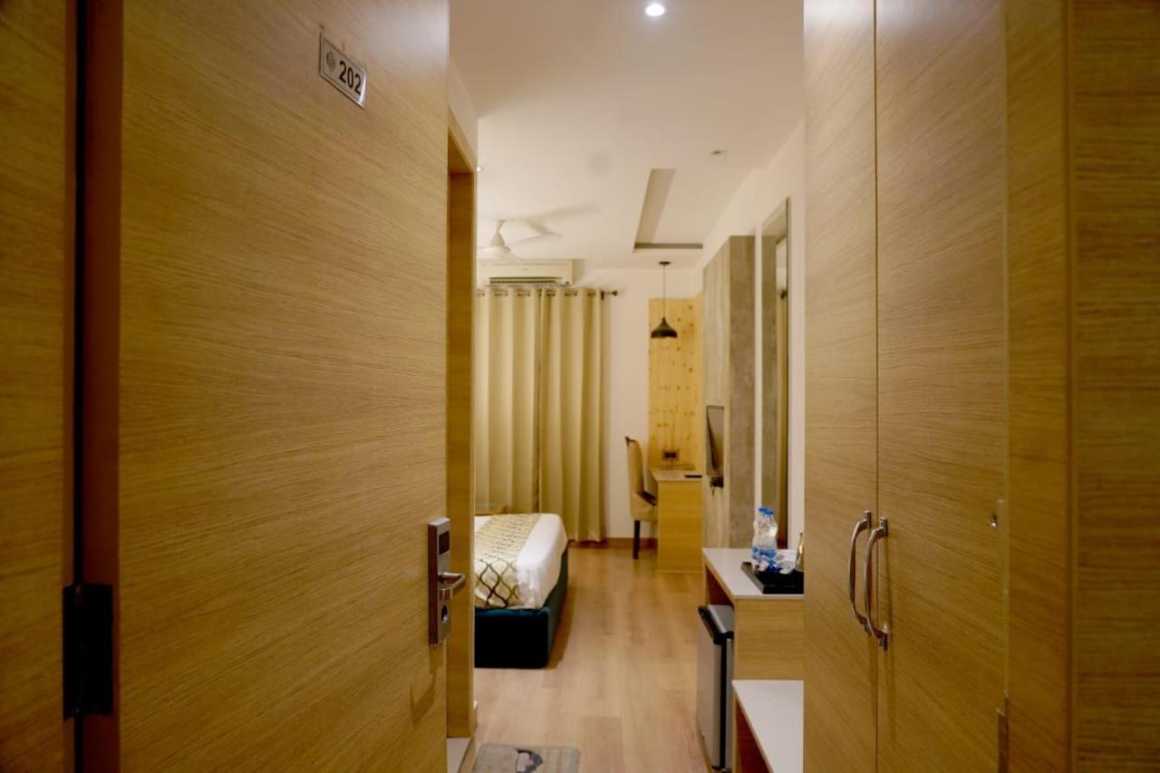 Hotel King'S Way Amritsar Værelse billede